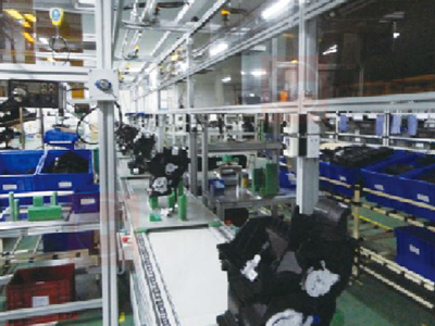 Automotive air conditioner assembly line